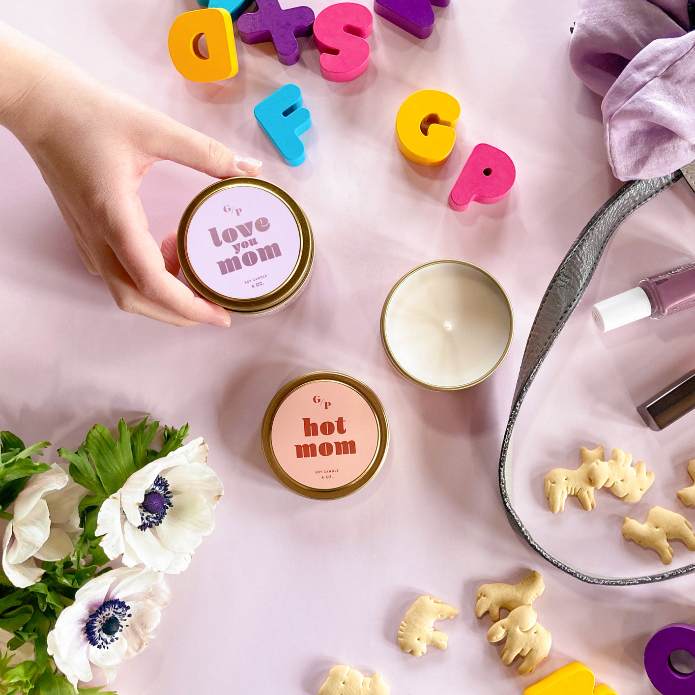 Hot Mom 4 oz. Candle Tin